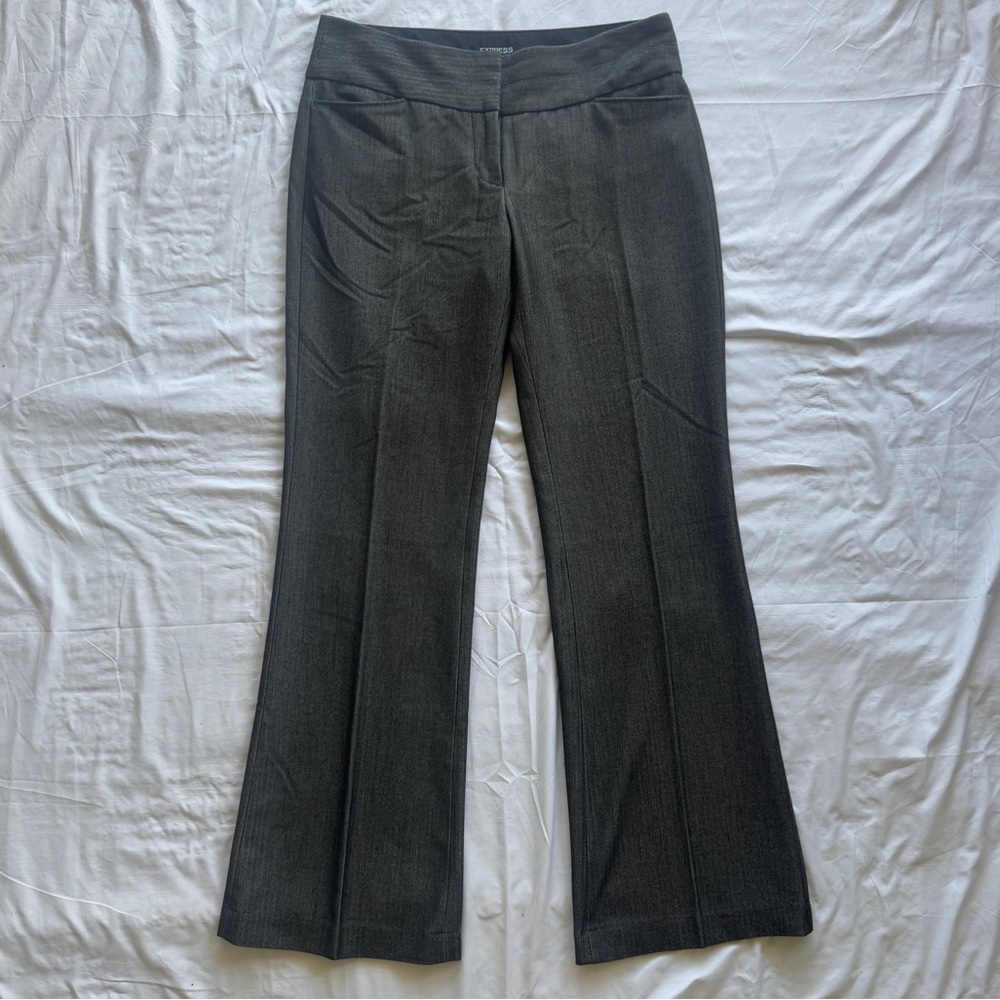 Express Women’s Gray Flared Wide Leg Dress Pants, Size 8/10 32” Waist